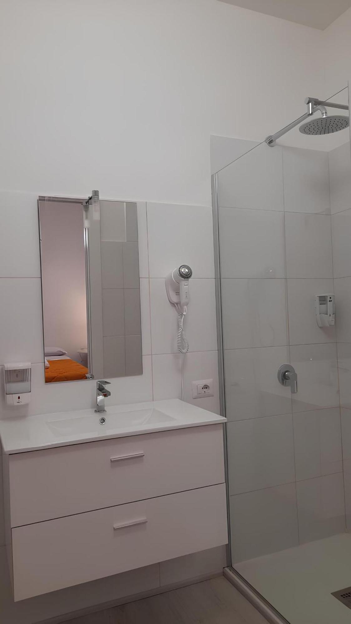 Affittacamere Miri Cagliari Ngoại thất bức ảnh
