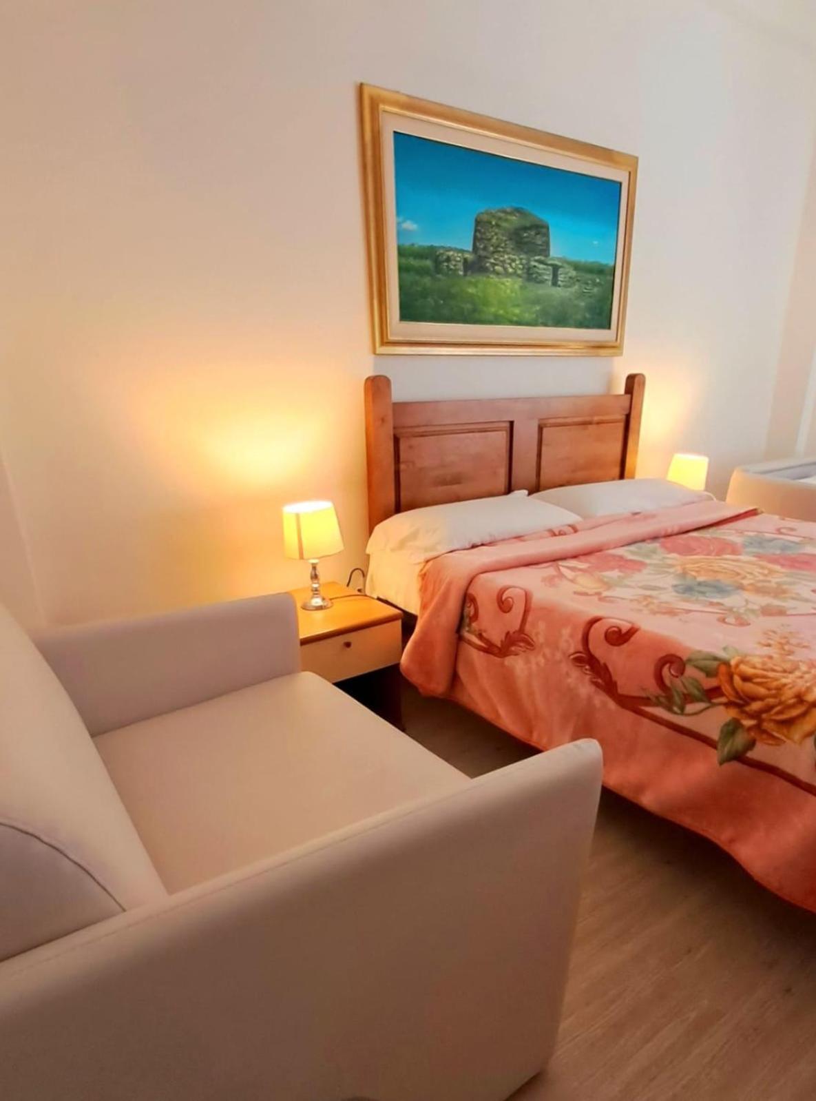 Affittacamere Miri Cagliari Ngoại thất bức ảnh