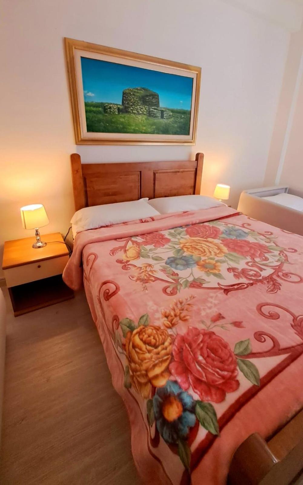 Affittacamere Miri Cagliari Ngoại thất bức ảnh