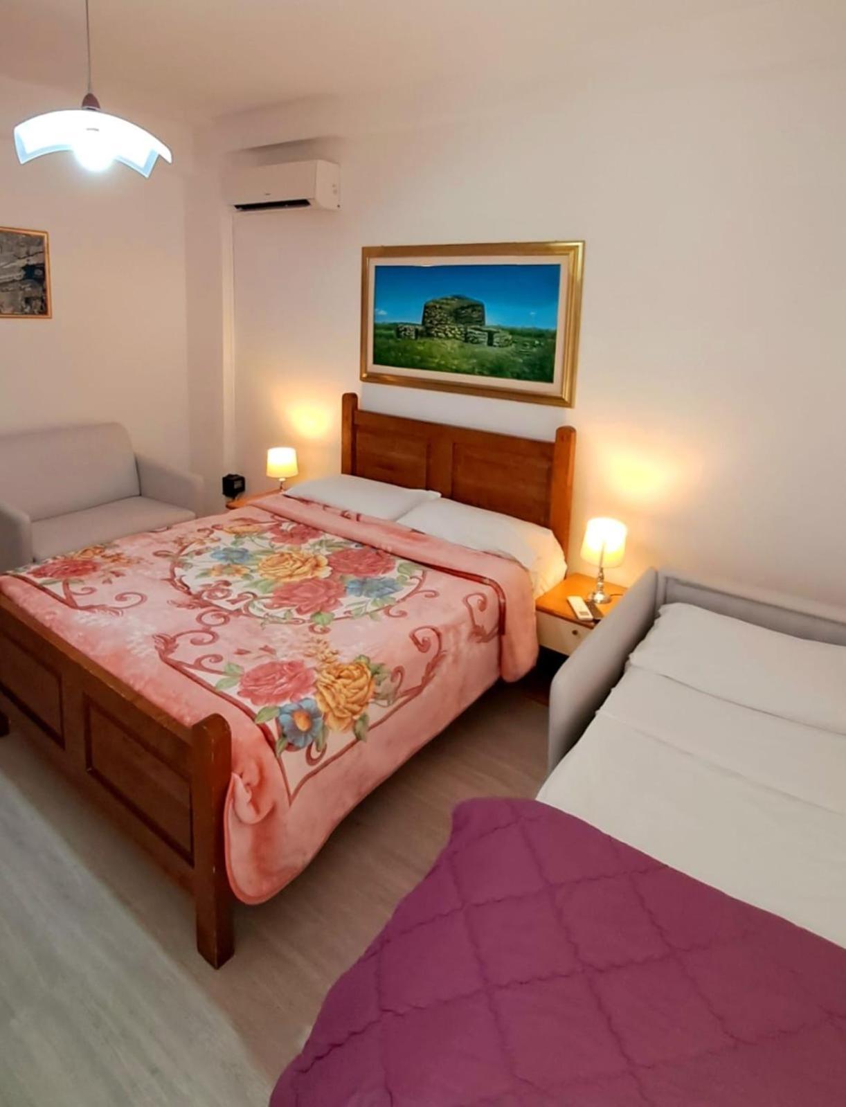 Affittacamere Miri Cagliari Ngoại thất bức ảnh