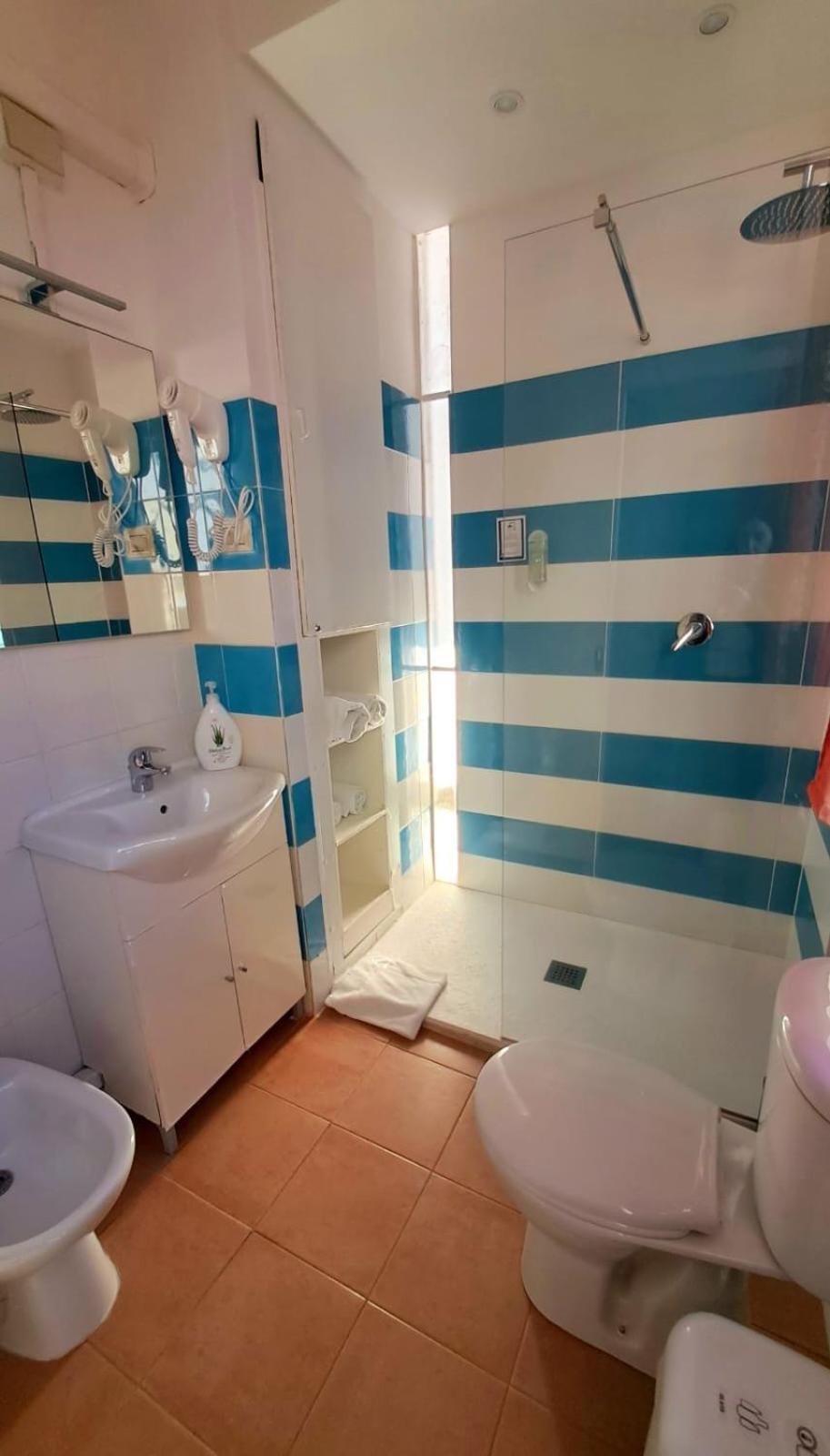 Affittacamere Miri Cagliari Ngoại thất bức ảnh